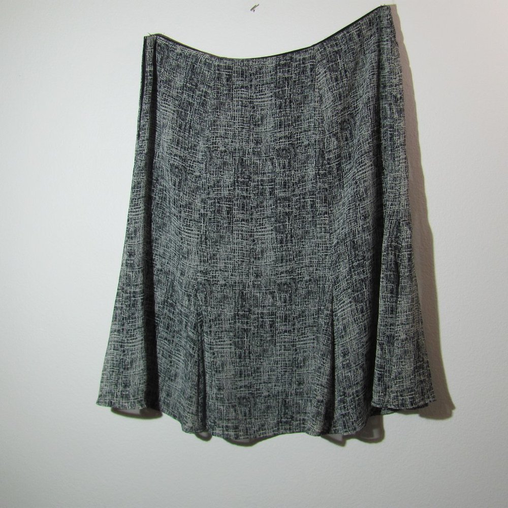 Jones Wear Casual Skirt